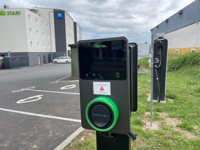 Ibis Budget Cognac Châteaubernard Esterno foto